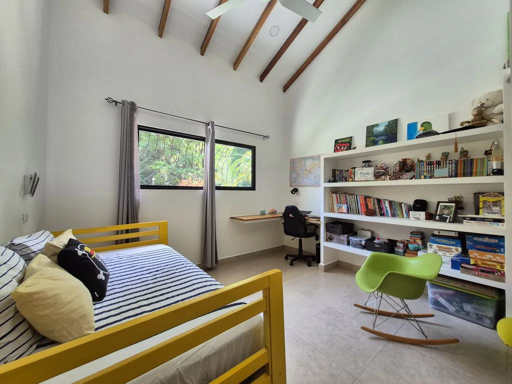 Casa Amapola: PRICE REDUCTION - Turnkey Modern Home with Pool in a Serene Tropical Setting, very close to Samara - Gallery image 22
