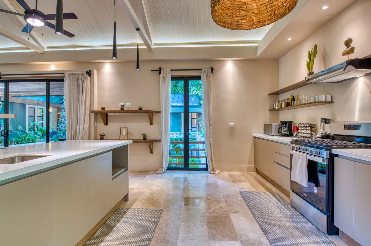3 Bd/2.5 Ba Luxury Home in Manzanillo: ID 638: The Essence of Luxury: Your Private Oasis Awaits - Gallery image 9
