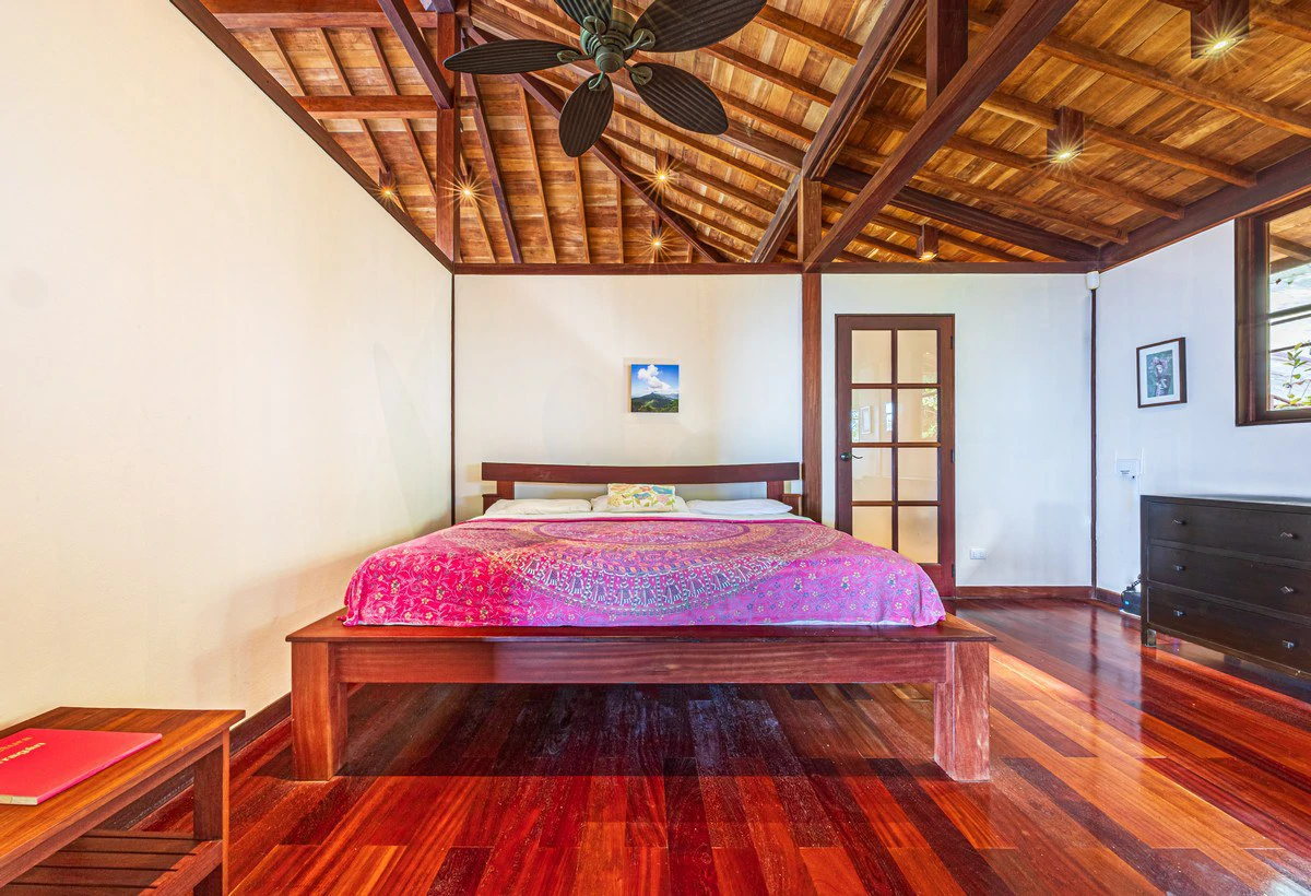 1.37 ACRES – 2 Bedroom Bali Style Home With Pool And THE BEST Ocean View!!!!! - Gallery image 34