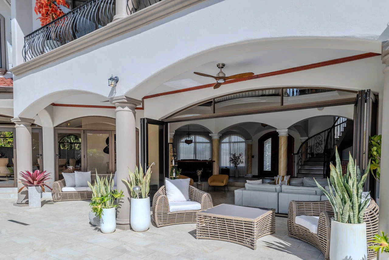 Luxury Home with Pool, Bar Area & Resort-Level Amenities | 6 br, 4.5 ba in Perez Zeledon - Gallery image 32