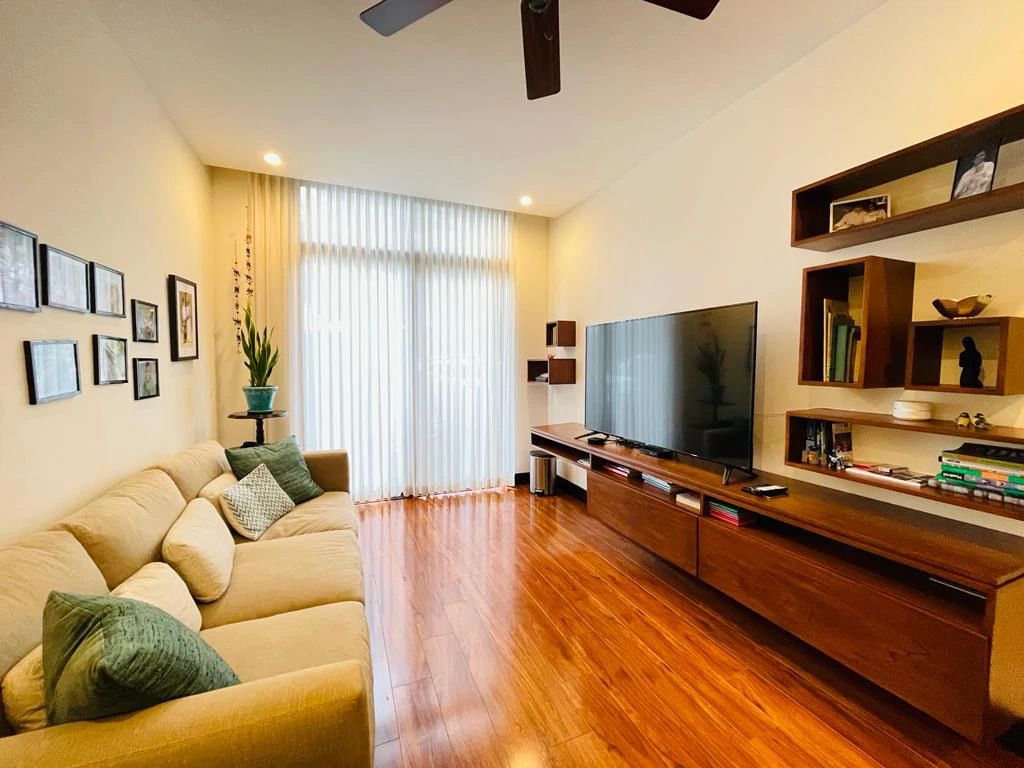 One Floor House for Sale Wide Garden Santa Ana Costa Rica - Gallery image 11