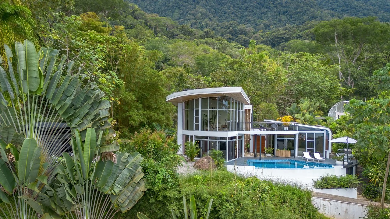 The Glass House. Sustainability, Luxury and Nature. - Gallery image 12
