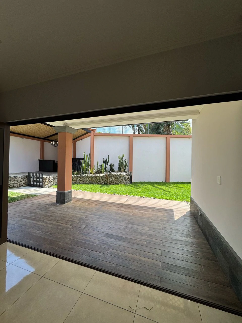 Casa La Guaria: House For Sale in Barrio La Guaria - Gallery image 8