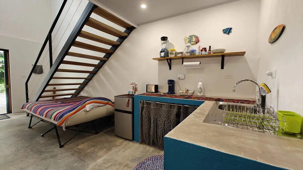 ID 925: Elevated Jungle Property with Two Residences, Open Air Living Space, and Mountain Views - Gallery image 17