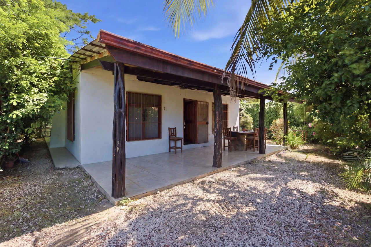 Casa De Anna: Two Homes on One Lot in Huacas, Costa Rica - photo 9