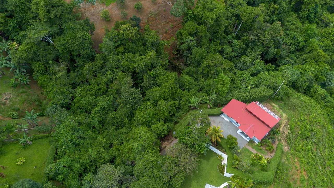 Casa Blanca: Ocean & Mountain View Home in Platanillo - Gallery image 40