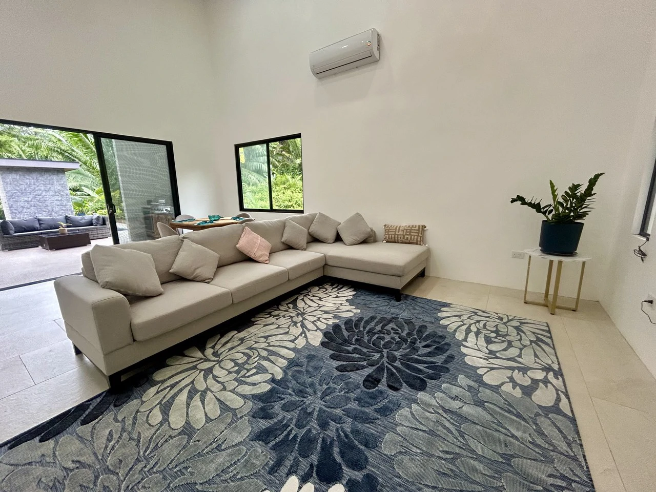 Casa Jardines: Brand new house with pool - Gallery image 14