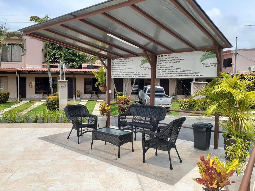 Jaco 2 Floors, 3 Bedrooms in a Gated Community , Beach one block - Gallery image 4