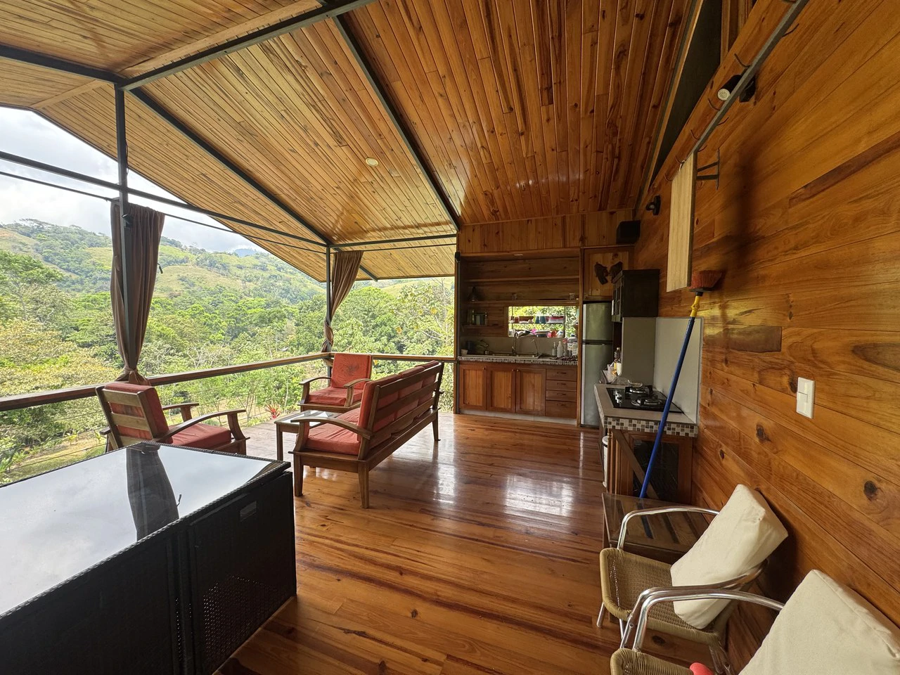 50 Acre Waterfall and River Paradise Above Dominical - Gallery image 13