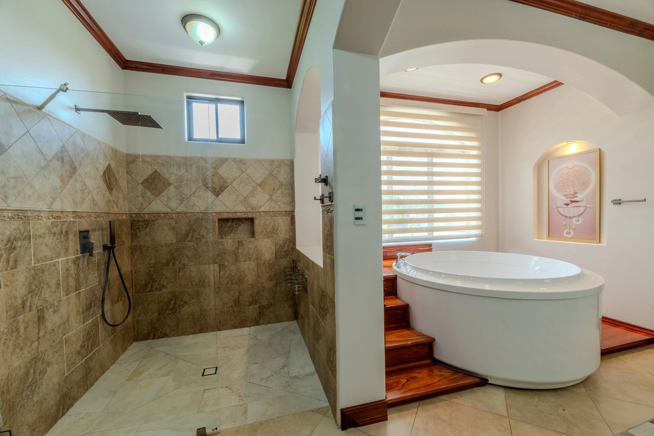 Luxury Home with Pool, Bar Area & Resort-Level Amenities | 6 br, 4.5 ba in Perez Zeledon - Gallery image 27