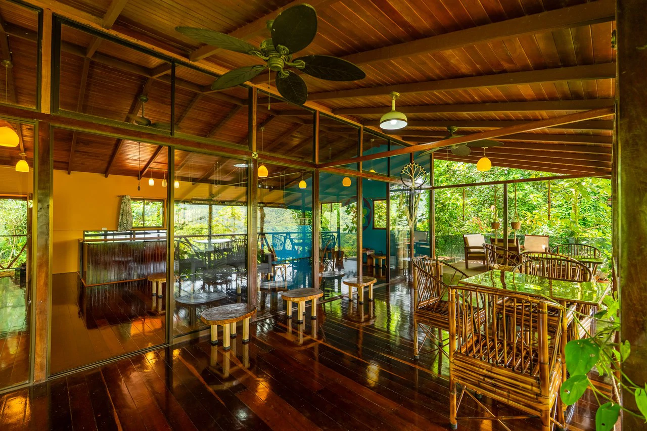 Prime 7.8 Acre Commercial Property with Restaurant for Sale in Costa Rica - Gallery image 40