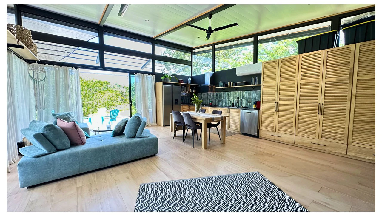 Modern Container Home: Private Home on Ranch near Santa Teresa, peaceful nature under 400K, or long time rental - Gallery image 16
