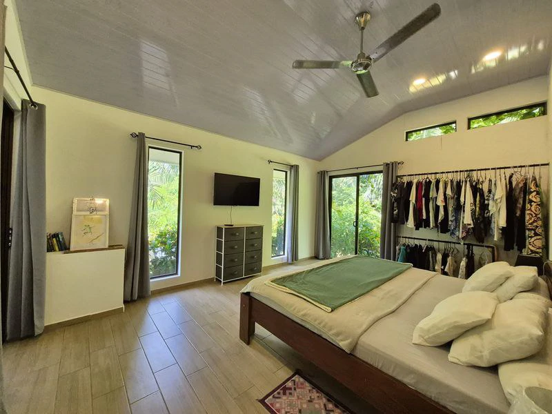 Entre Palmas Retreat: Near the Coast House For Sale in Playa Samara - Gallery image 14