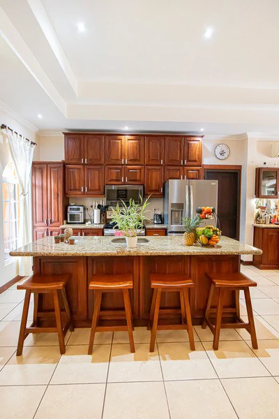 Amazing Casa Tiburon: Large Yard Walking Distance from the Beach! - Gallery image 20