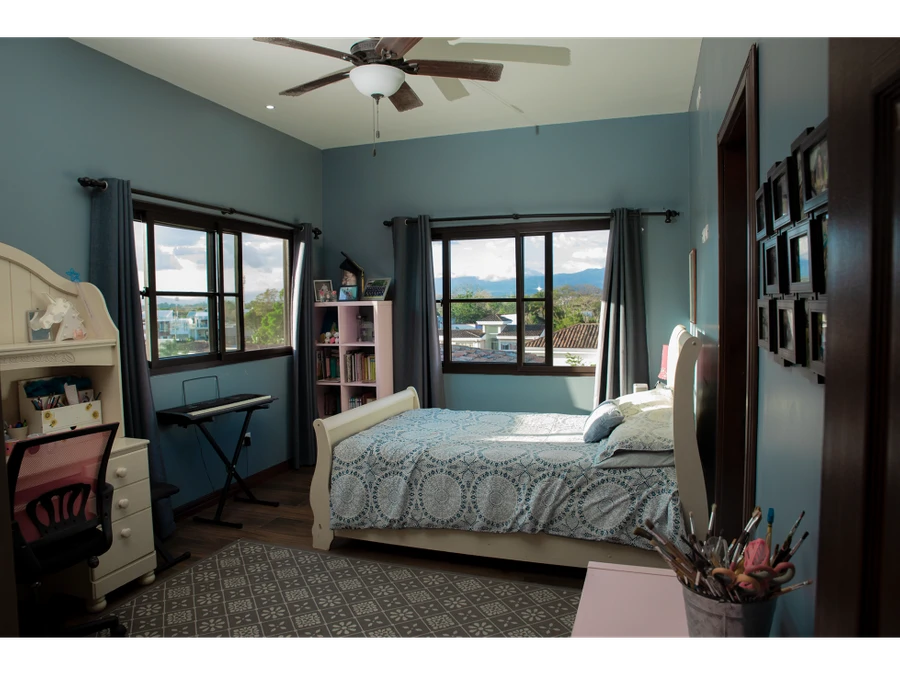 Exclusive Luxury Residence in Gated Community – Brasil de Santa Ana - Gallery image 20