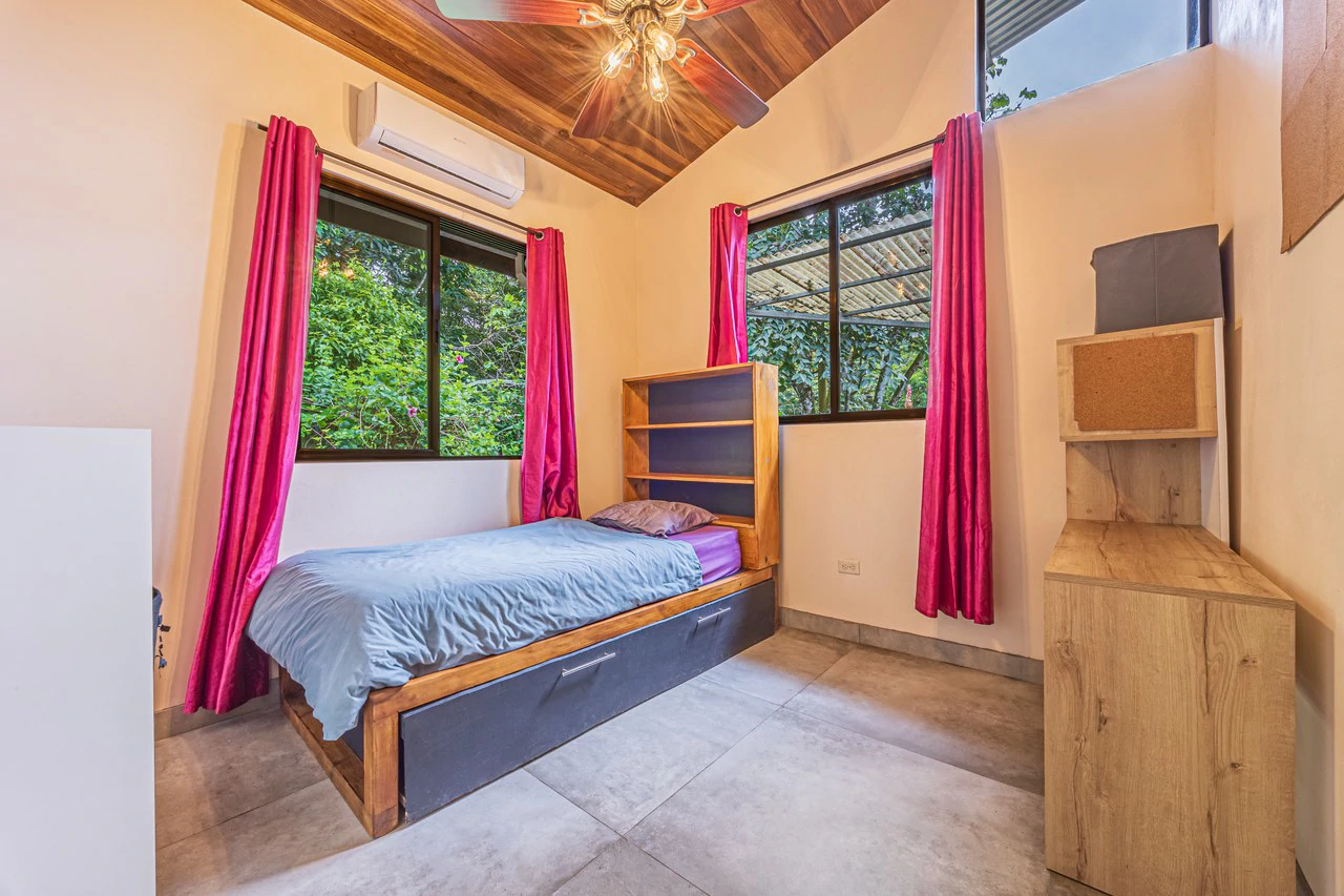 Tropical Hideaway – 7 Acres of Secluded Riverfront with a 3-Bedroom Home: Mountain House For Sale in Bahía Ballena - Gallery image 22