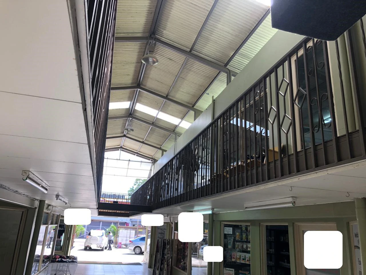 Great investment opportunity: Commercial property with excellent income - Gallery image 7