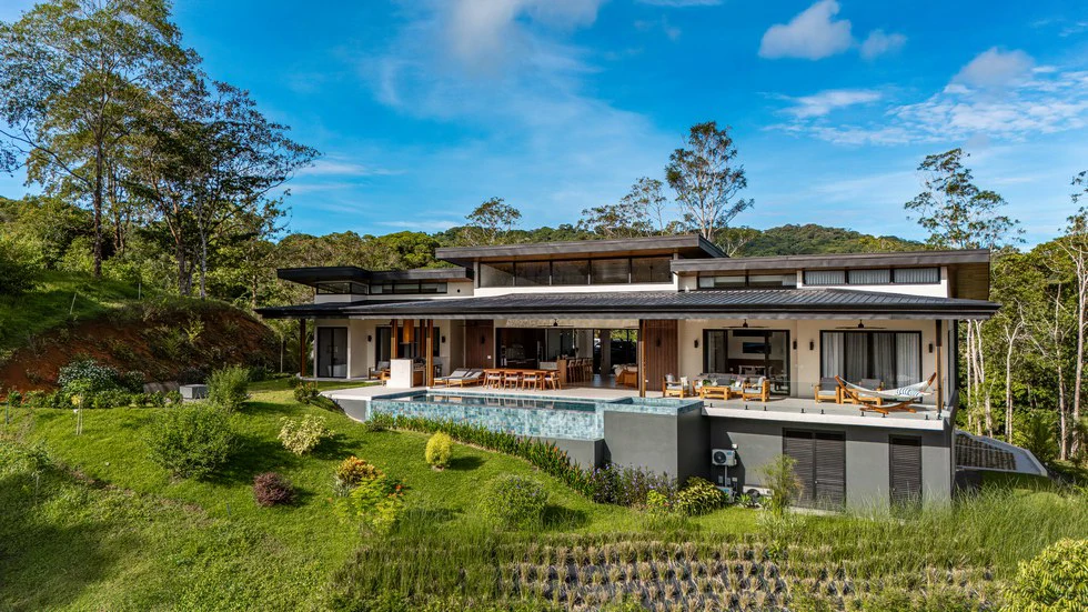 Luxury Modern Tropical Estate in Playa Dominical - Gallery image 15