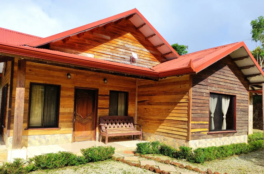 Countryside House For Sale in Centro de Pérez Zeledón