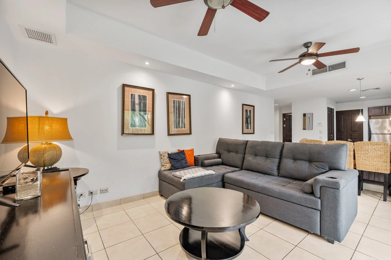 Casa Del Sol 25:  Beachside Condo in Playa Potrero. - Gallery image 4