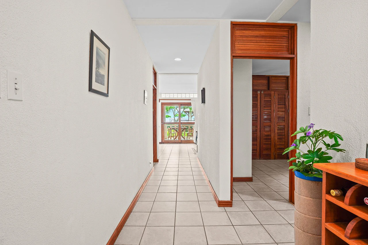 Las Brisas #6: Beachfront Condo With Perfect Ocean Views - Gallery image 11