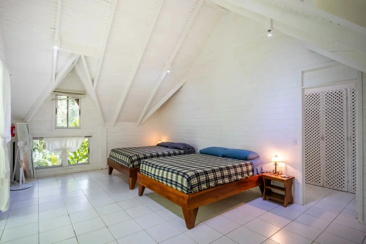 ID 26: 2 BD/2 BA Private Jungle Chalet in a Gated Community Near Hone Creek - Gallery image 15