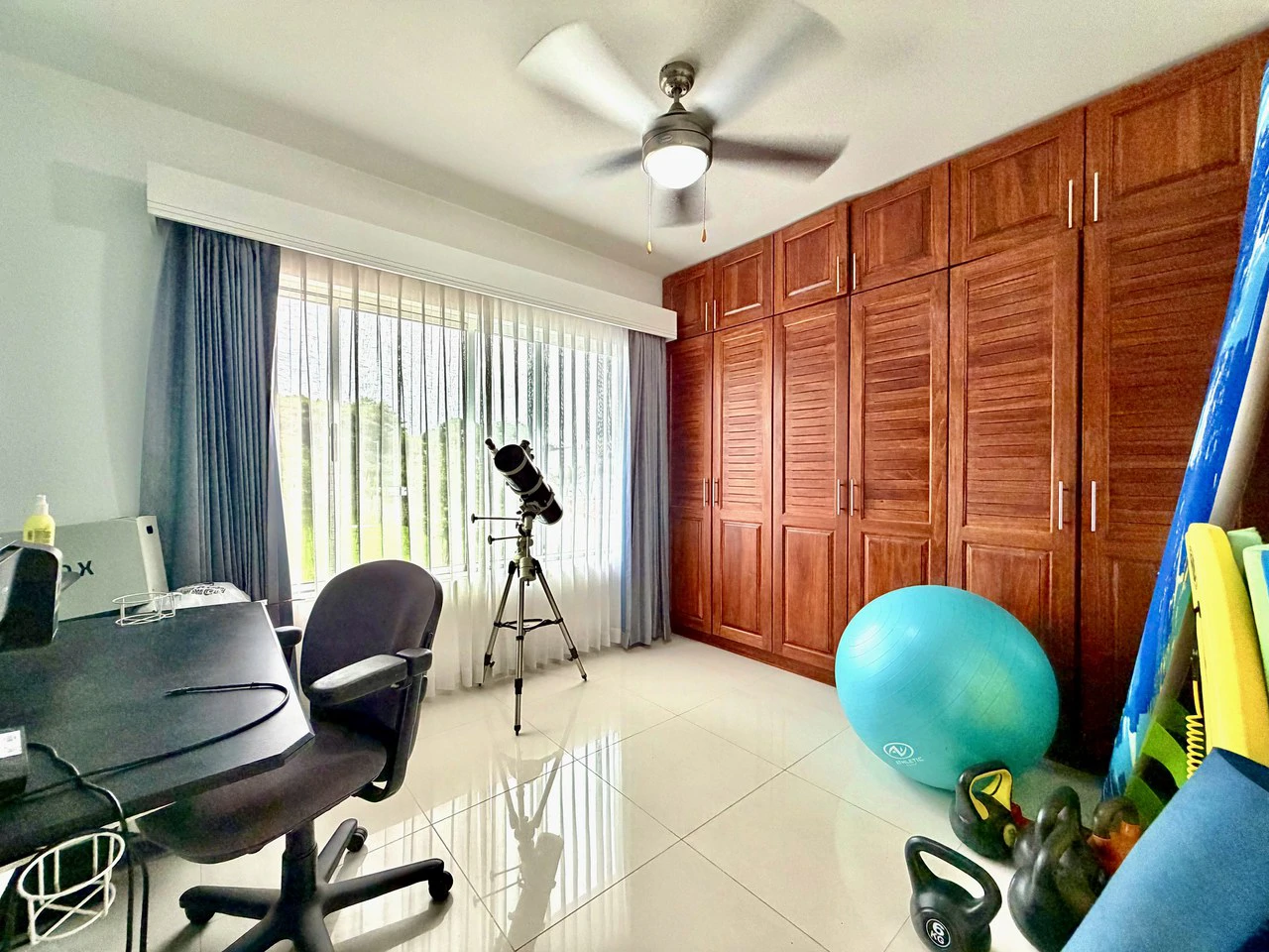 House For Sale in San Joaquin - Gallery image 19
