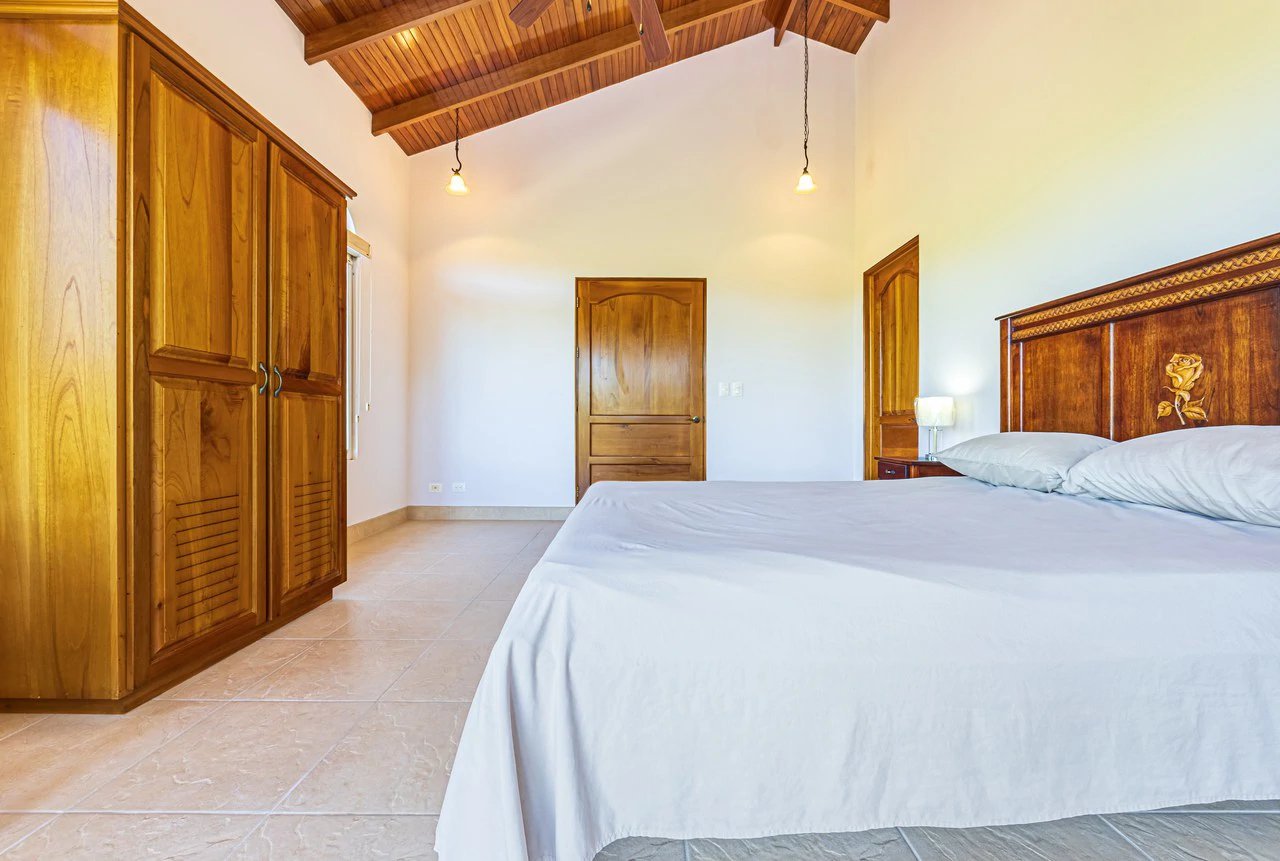 Elegant 3 Bedroom + Office Jungle Home in Puesta Del Sol, Ojochal - Gallery image 19