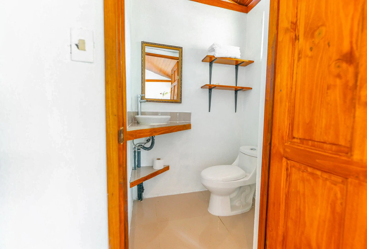 Prime Commercial Opportunity: 10-Bedroom Hotel with Endless Potential in Ojochal - Gallery image 24