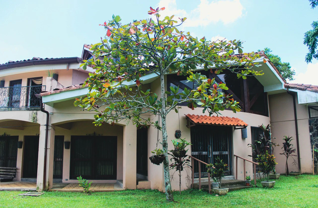 Mountain House For Sale in San Miguel - Gallery image 31