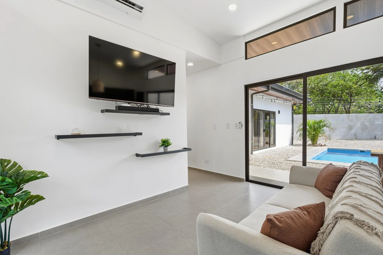 Villa Shalom: Your peaceful, private retreat designed for the investors who want it all without overpaying - Gallery image 4