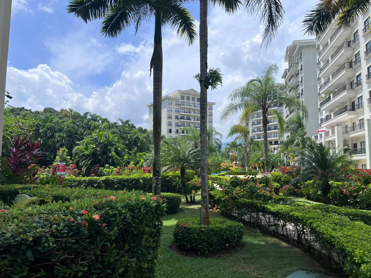 Condo Jaco Bay. Jaco Costa Rica: Near the Coast Apartment For Sale in Jacó - Gallery image 46