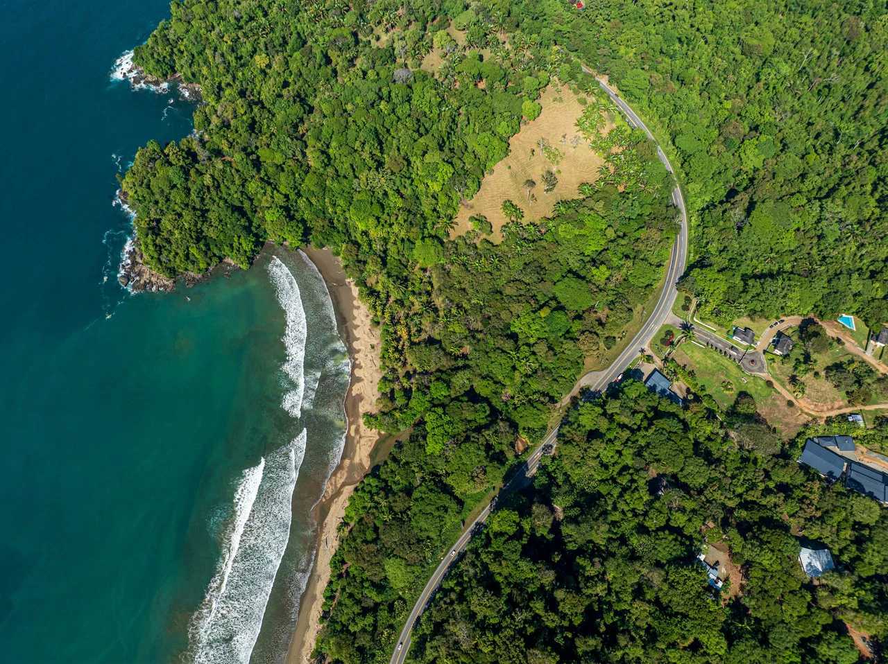 Elegant Tropical Villa Steps from Playa Hermosa – Gated Community - Gallery image 47