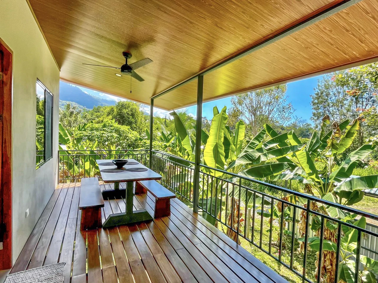.075 ACRES – 2 Bedroom New Construction Home, Walk to the River, 5min to Playa Matapalo, 15min to Dominical!!!! - Gallery image 5