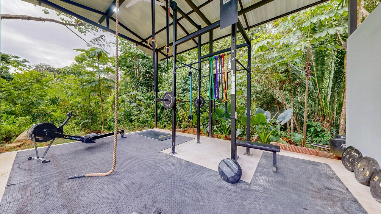 Casa Oropéndula: Modern Jungle Home for Sale Near Dominical, Costa Rica | 3BR, 2.5BA, 3.44 Acres with Creek - Gallery image 11
