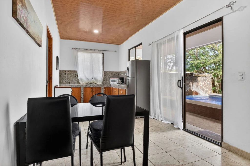 Villa Los Monos: High-Income 9-Unit Rental Property Near Playa Grande - Gallery image 47