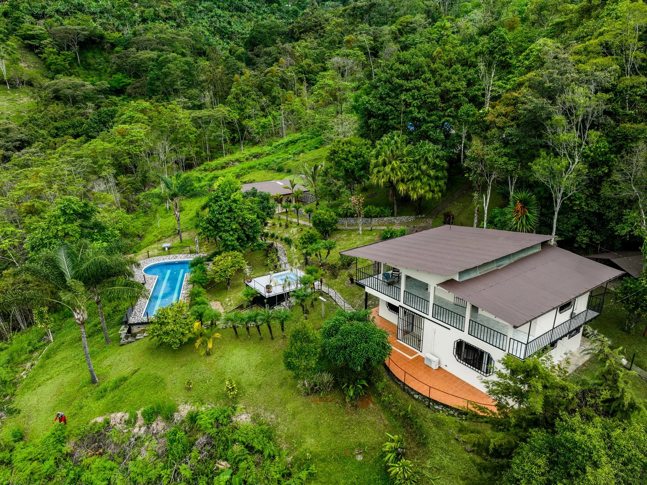 Expansive 27 Acre Farm with Residence in San Isidro del General