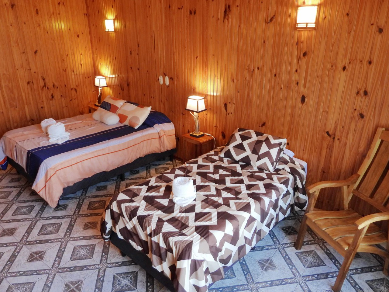 Unique Hotel in Monteverde. Cerro Plano.: Established 11-Room Hotel with Apartments in Monteverde – Prime Location & Proven Track Record - Gallery image 8