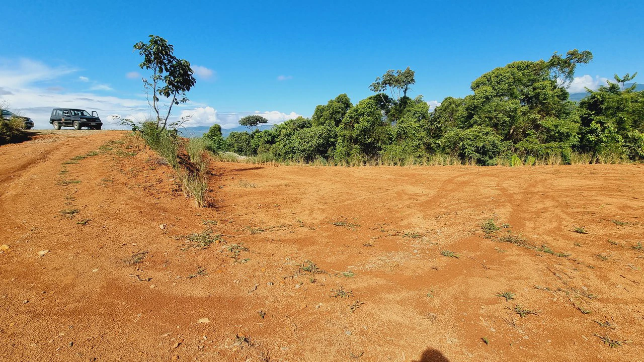 Lot for sale in sta Elena: UNIQUE AND AWESOME OPPORTUNITY: 1-HECTARE RIVERFRONT LOT FOR SALE IN THE HEART OF SANTA ELENA - Gallery image 2