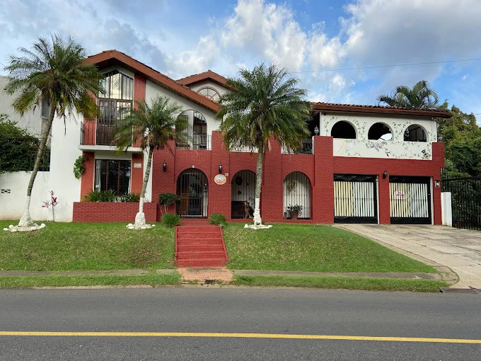 Beautiful House Mediterranean Style in Ciudad Cariari