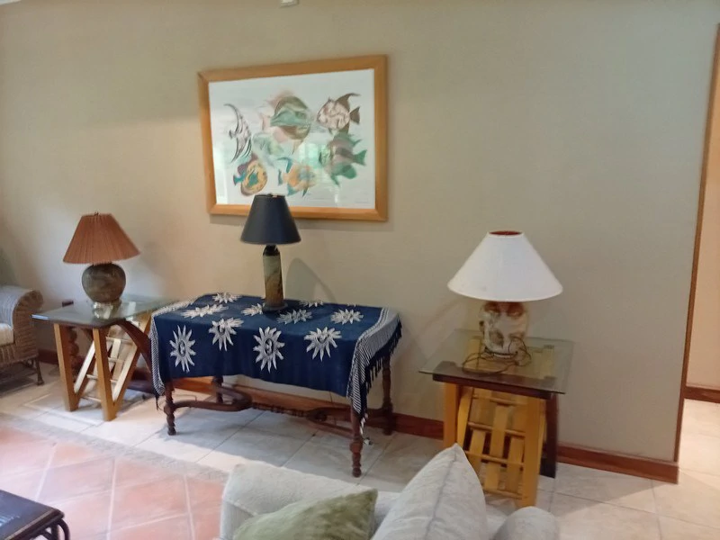 Amazing Home on Huge Lot Near the Beach - Gallery image 17