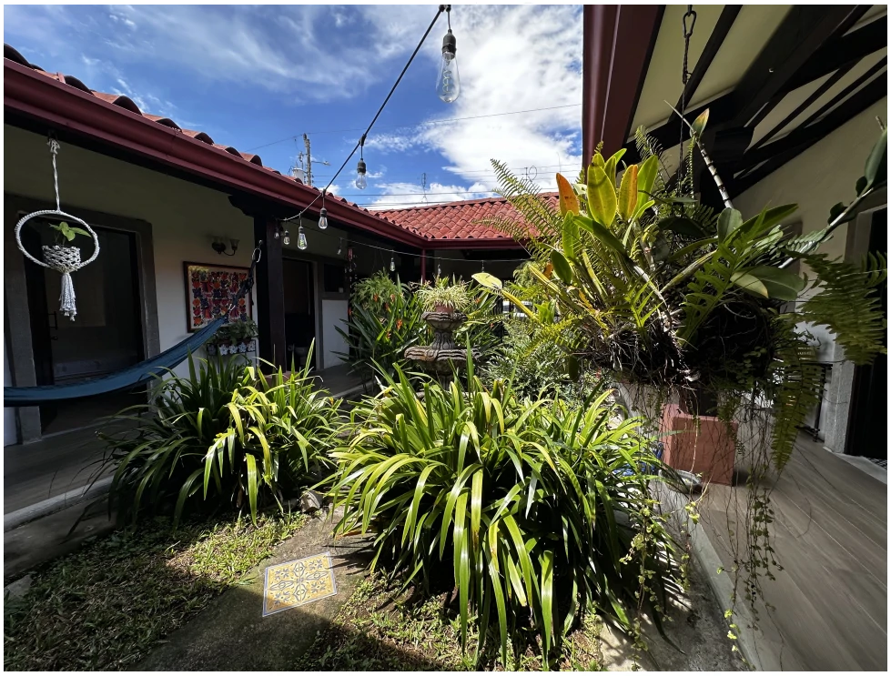 Casa de Luz in Pozos, Santa Ana: Discover Casa de Luz: your refuge in the midst of chaos! - Gallery image 24
