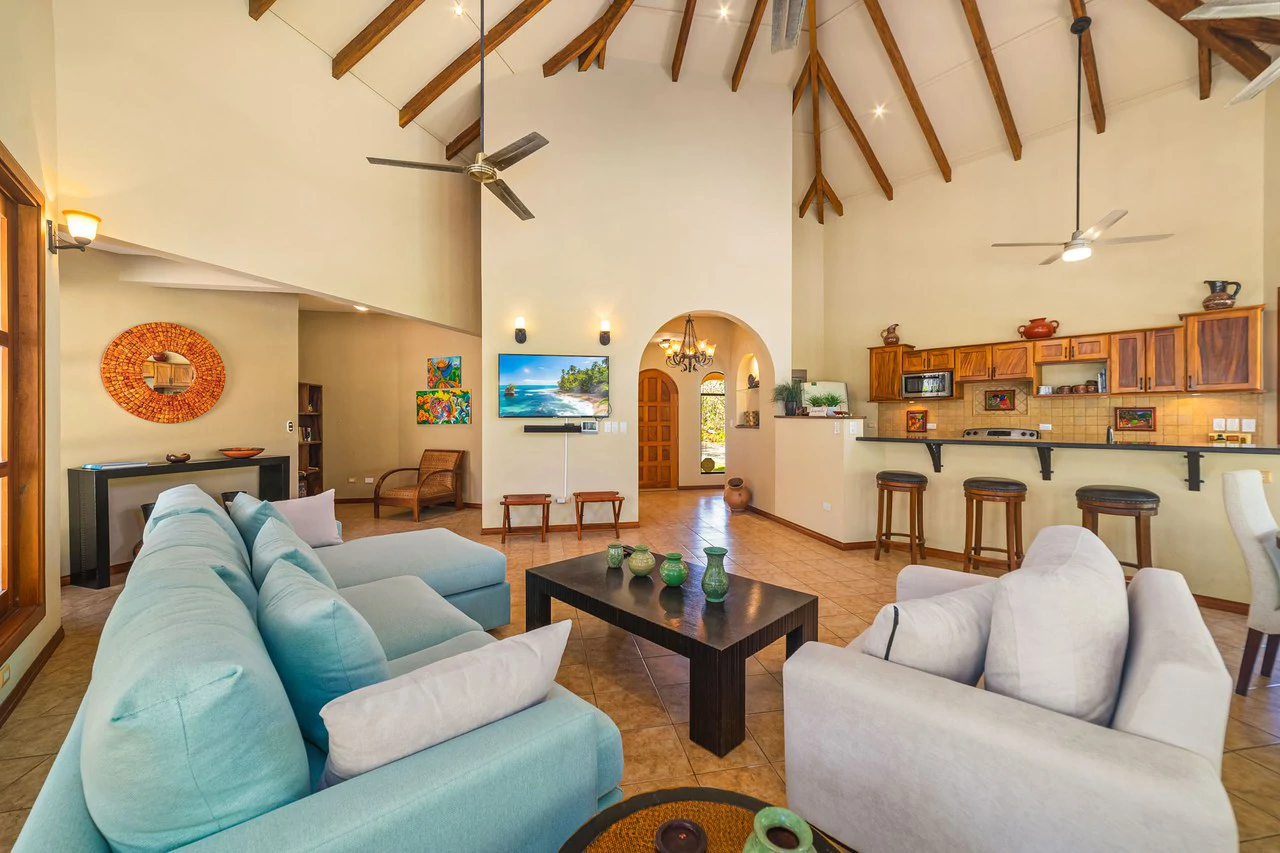 Tierra Pacifica #74: Elegant 4BR Retreat in Gated Community - Gallery image 5