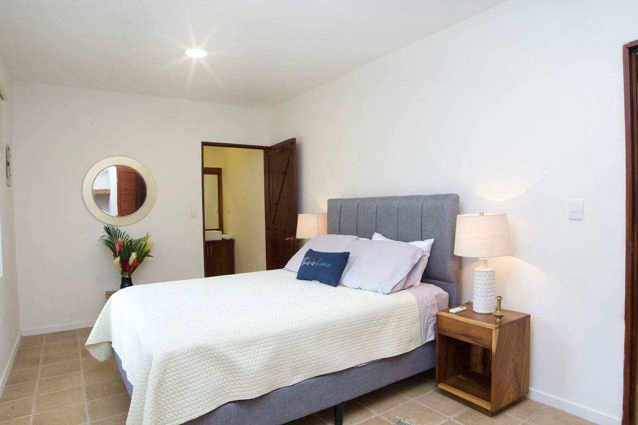 RIVIERA RESIDENCES: 12 Home Community for Sale - Profitable Investment Opportunity 5 min walk to Playa Potrero - Gallery image 8