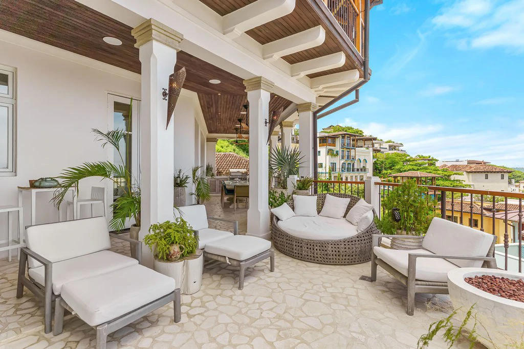 Villa Santorini: Four-level Oceanview Estate Nestled in the Hillside of Las Catalinas—Costa Rica’s Premier Car-free Beach Town. - Gallery image 55