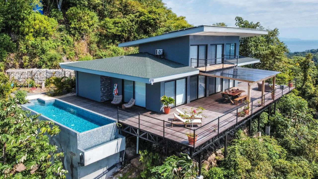 Coco: 3-Bedroom Forest-Side Home Near Playa Pájaros - Gallery image 28