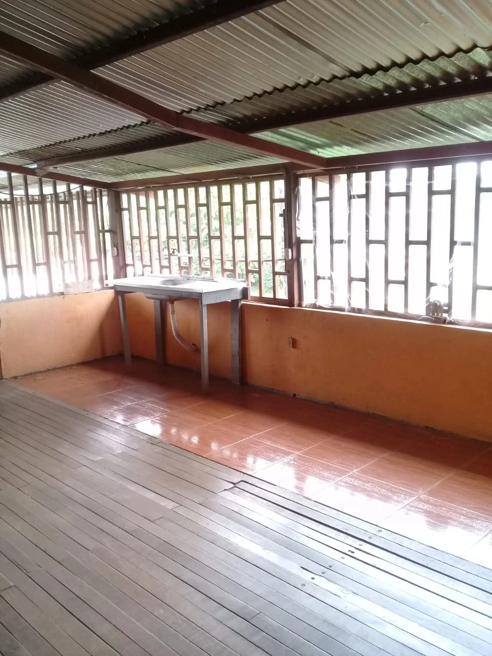 Large Commercial Property in the center of Santa Rita - Río Cuarto - Alajuela - Gallery image 12