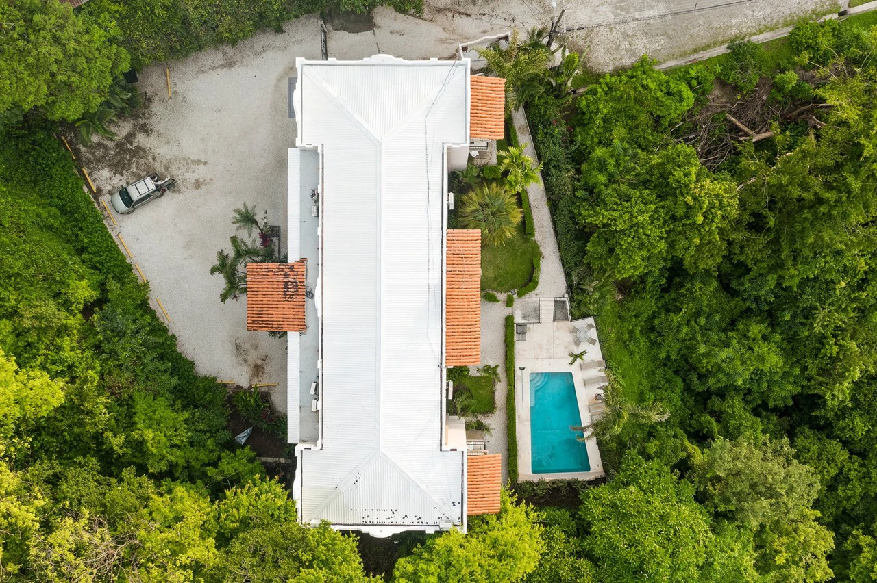 sunset hill unit 5: Cozy Ocean-View Condo for Sale – Walk to Tamarindo Beach - photo 5