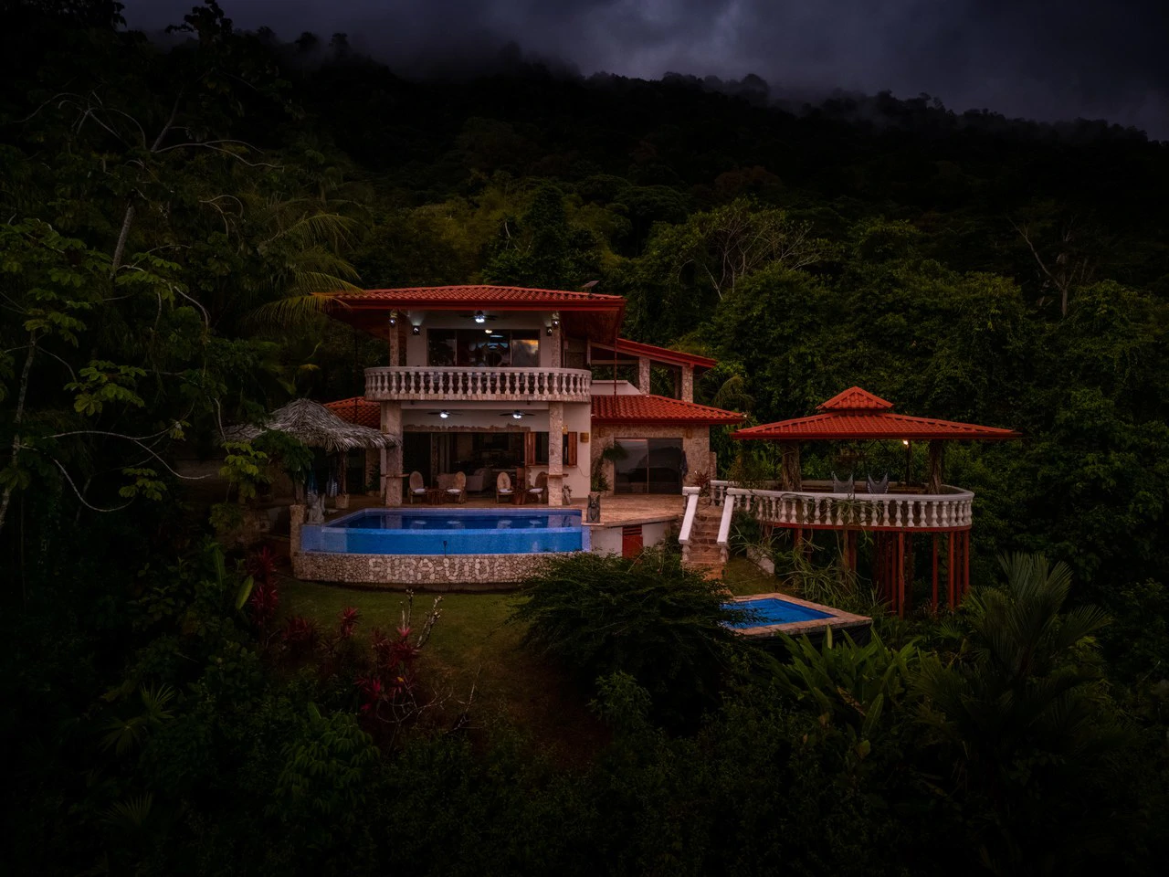 Mountain House For Sale in Escaleras - Gallery image 34