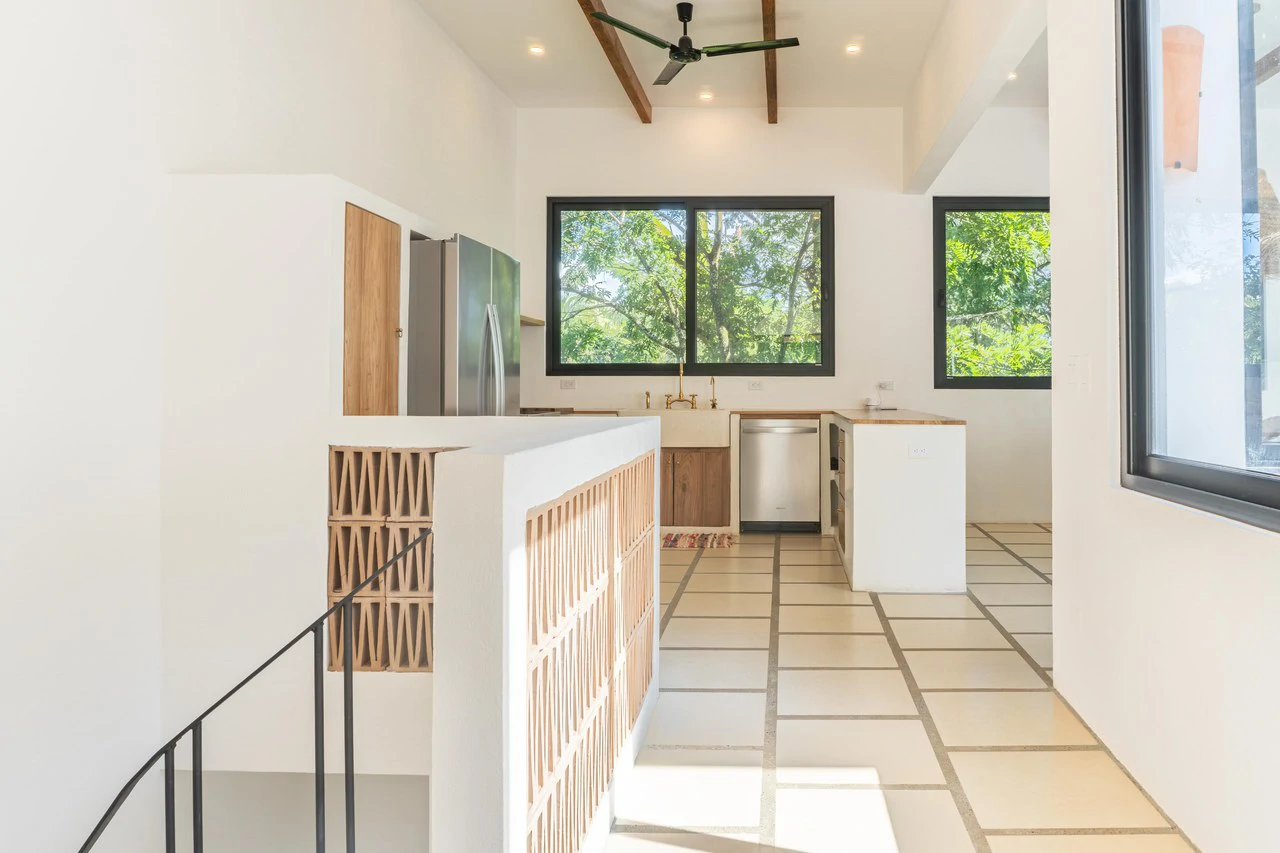 Villa Indy: Successful Mediterranean Style Airbnb - Gallery image 4